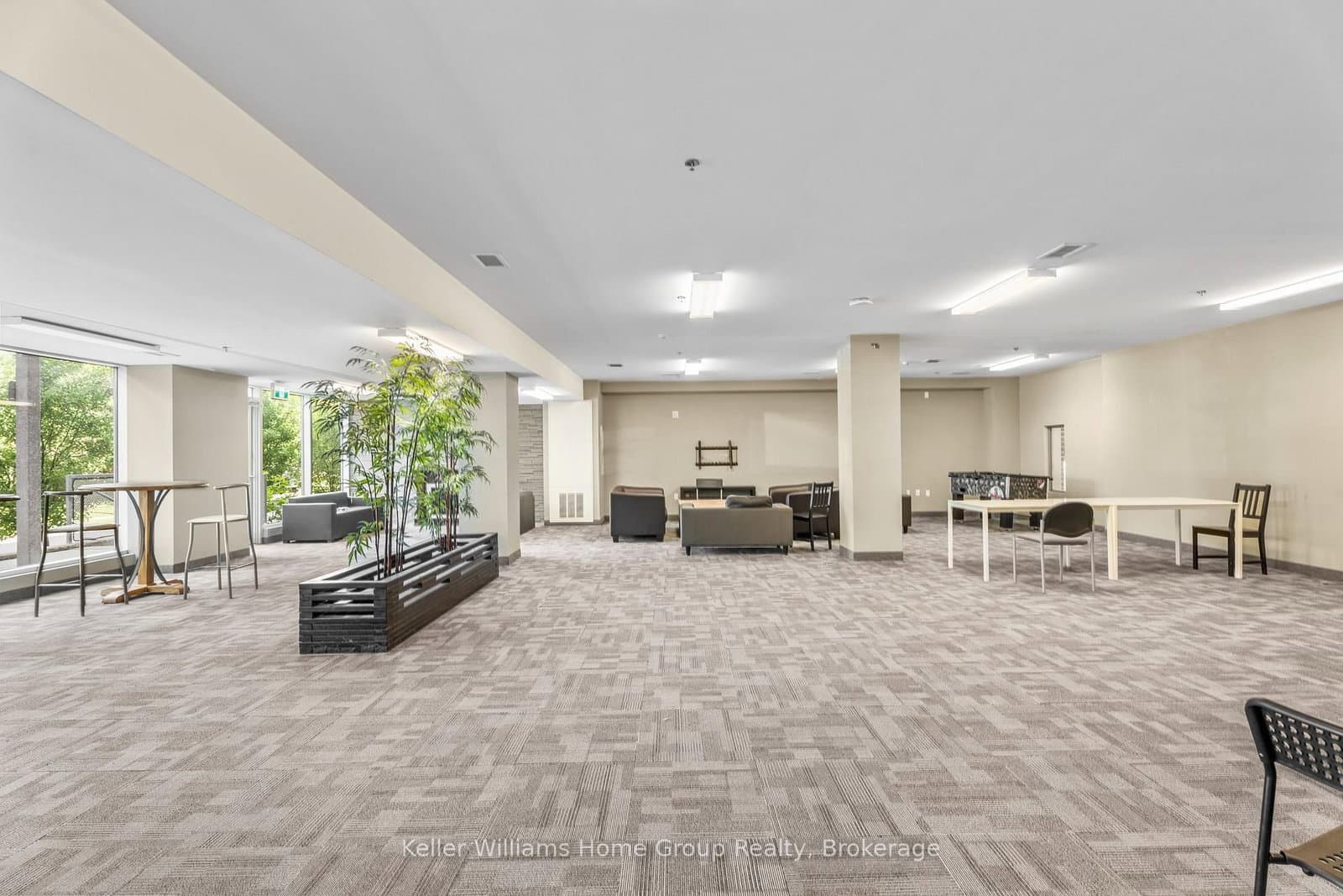 251 Hemlock Street, Unit 109 thumbnail 20