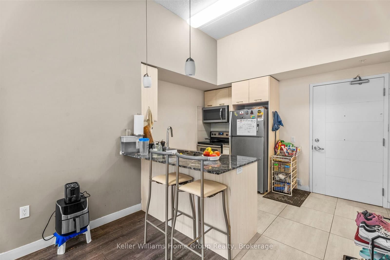 251 Hemlock Street, Unit 109 thumbnail 4