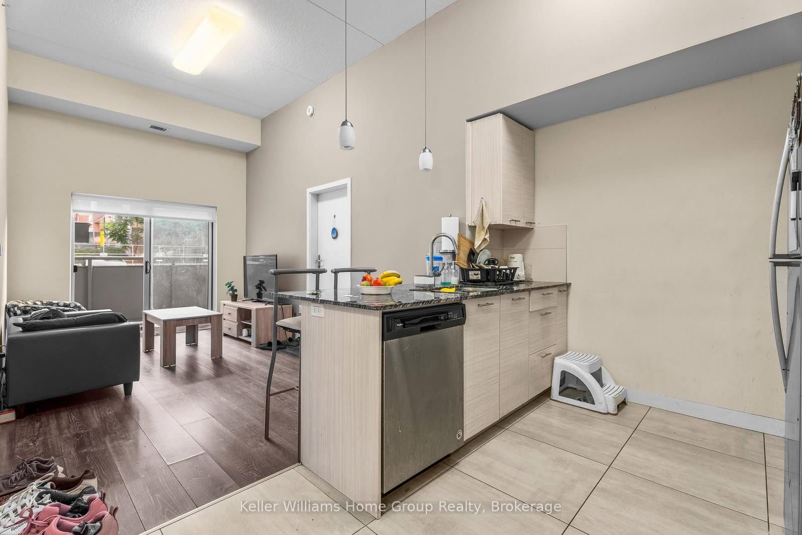 251 Hemlock Street, Unit 109 thumbnail 5