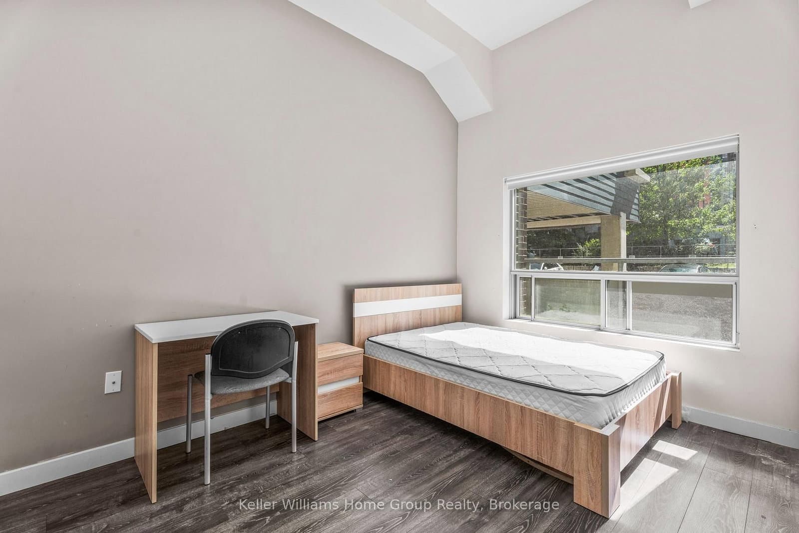251 Hemlock Street, Unit 109 thumbnail 9