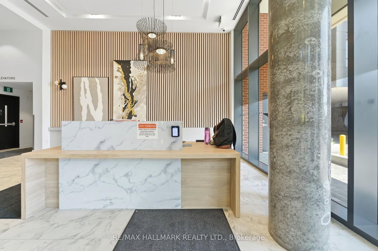 5 Wellington Street S, Unit 1406 thumbnail 31