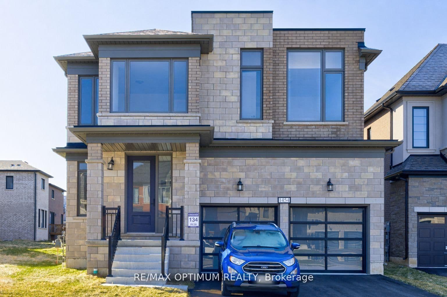 1454 Upper Thames Drive thumbnail 4