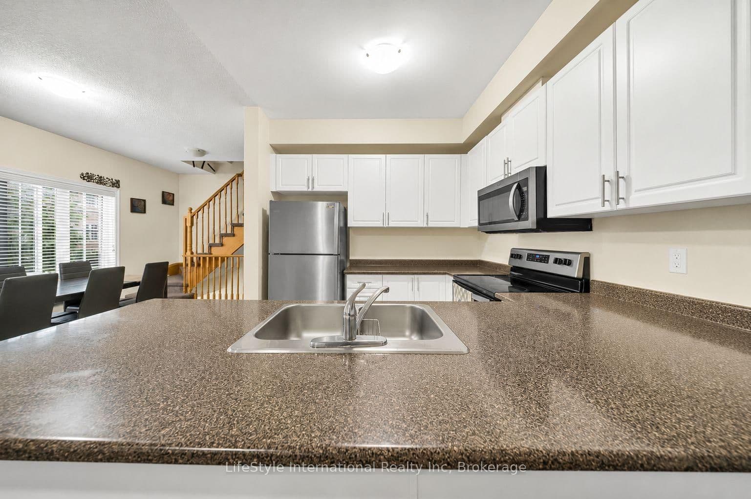 88 Decorso Drive, Unit 87 thumbnail 7