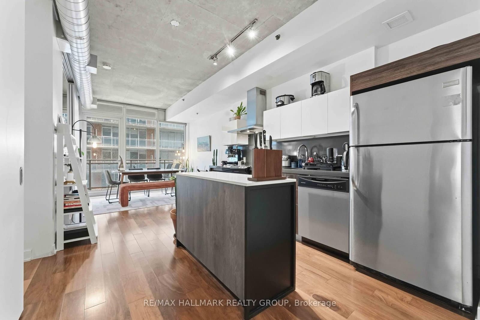 360 McLeod Street, Unit 313 thumbnail 7