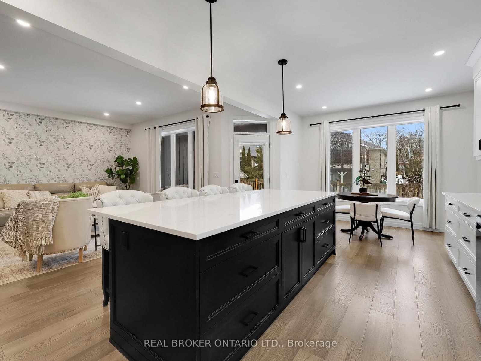 68 Cedar Street, Unit 11 thumbnail 6