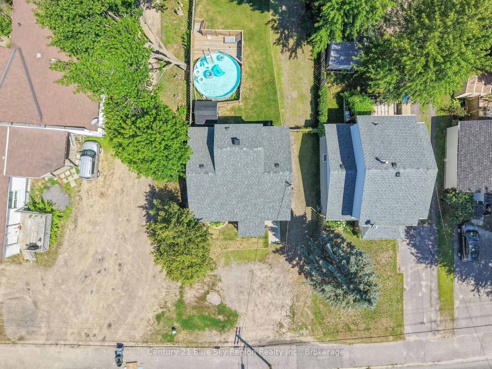 554 Lakeshore Drive thumbnail 3