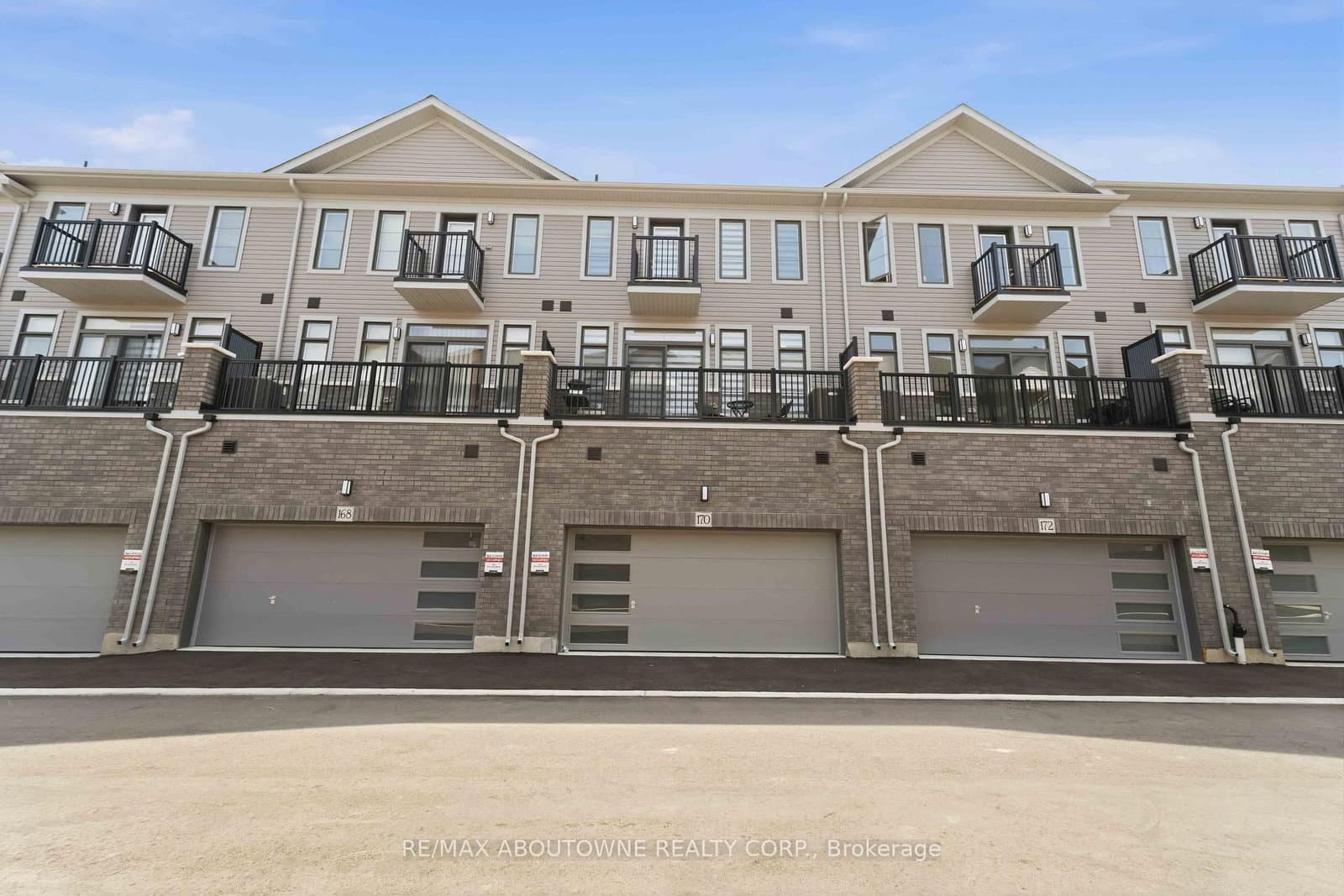 170 Spitfire Drive thumbnail 37