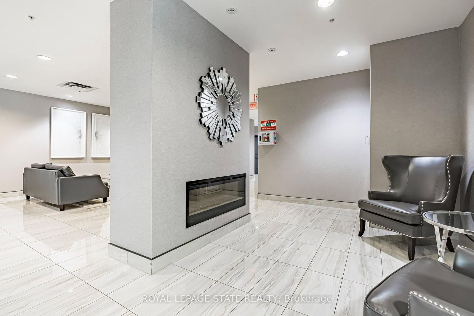 85 Robinson Street, Unit 1010 thumbnail 26