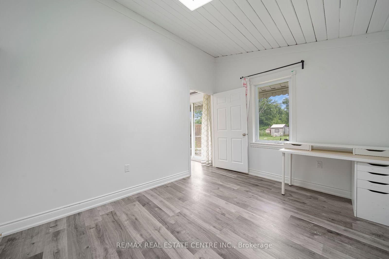 7332 E Twenty Road E thumbnail 16