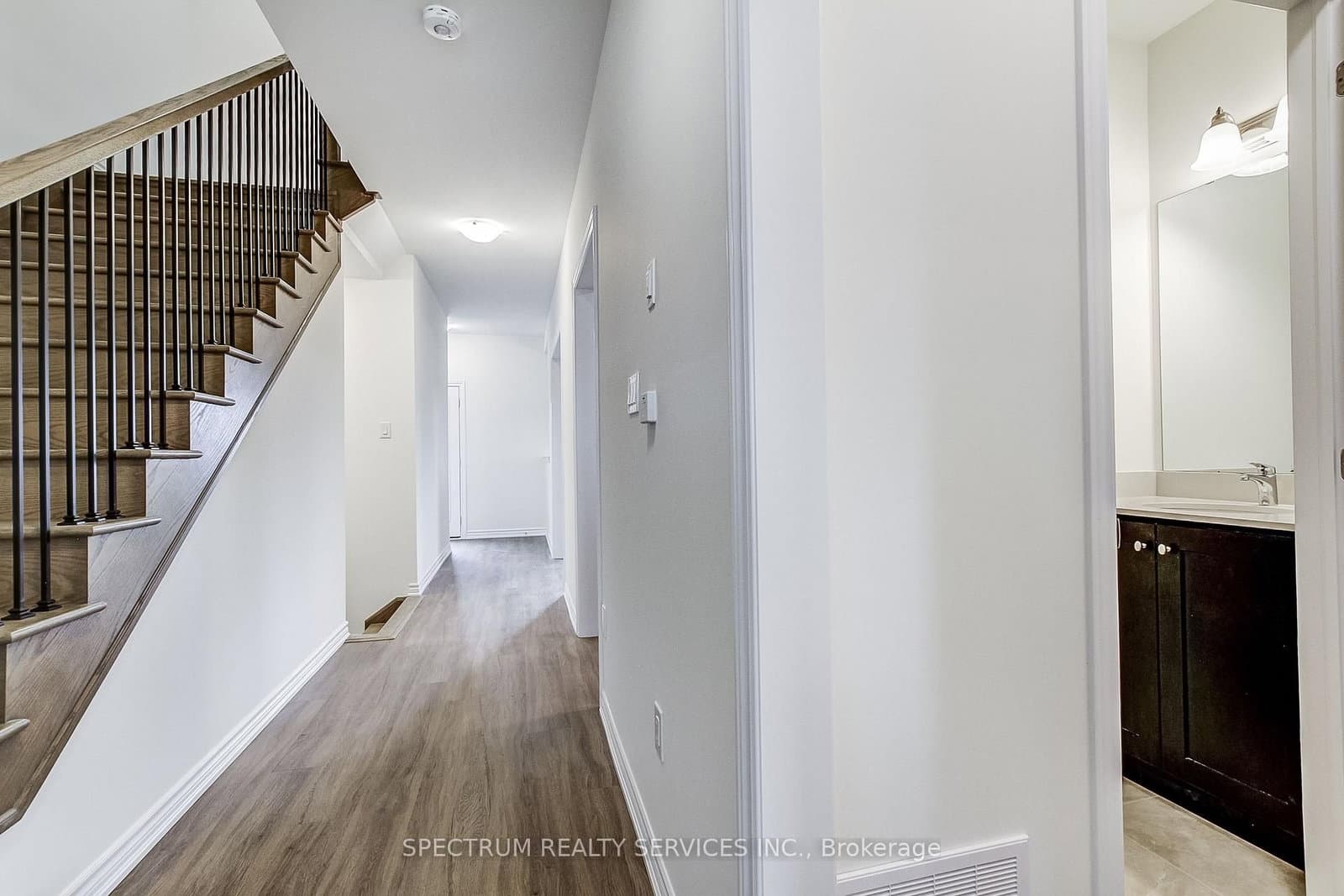 31 Strickland Avenue thumbnail 16