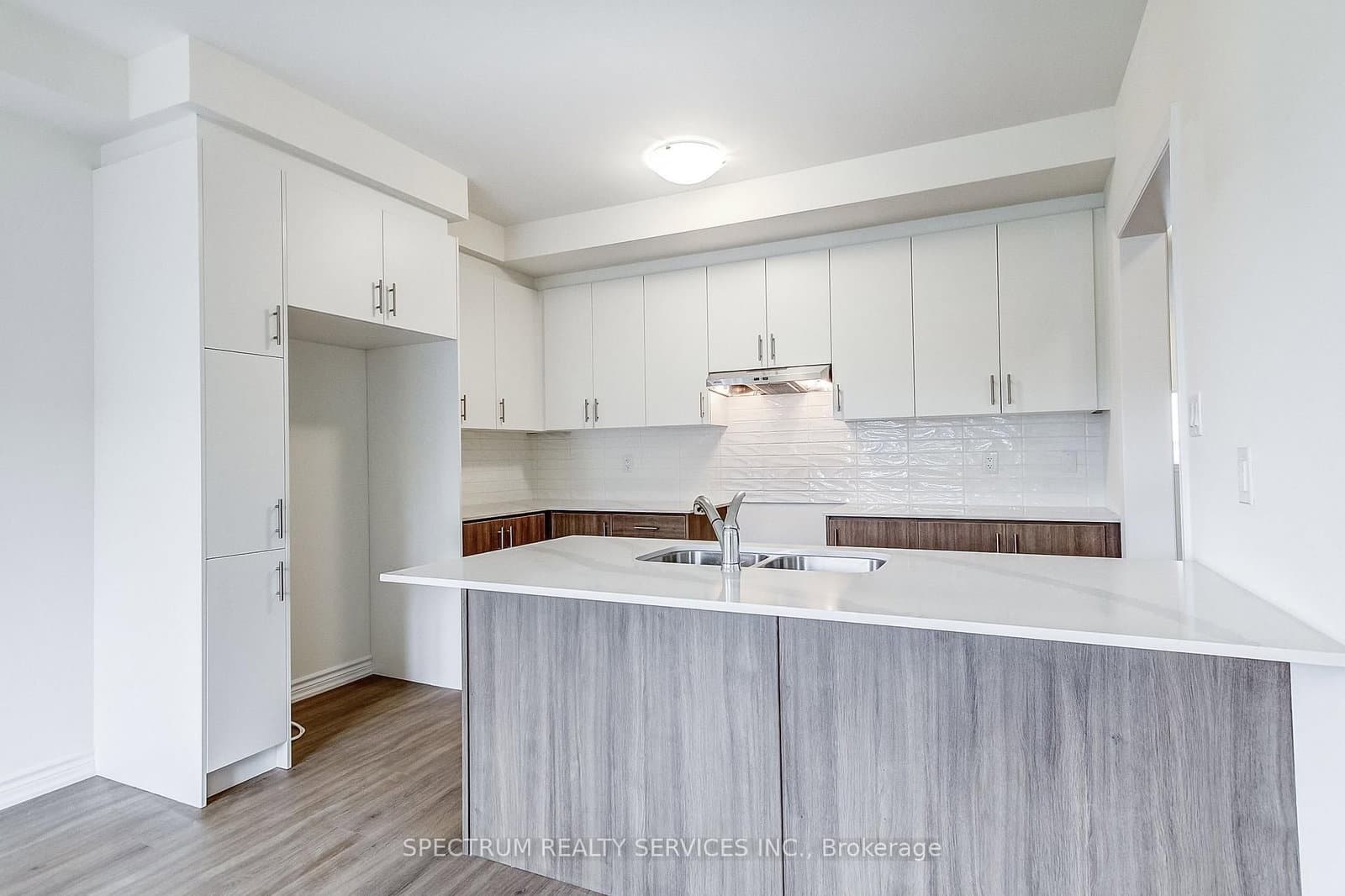31 Strickland Avenue thumbnail 23