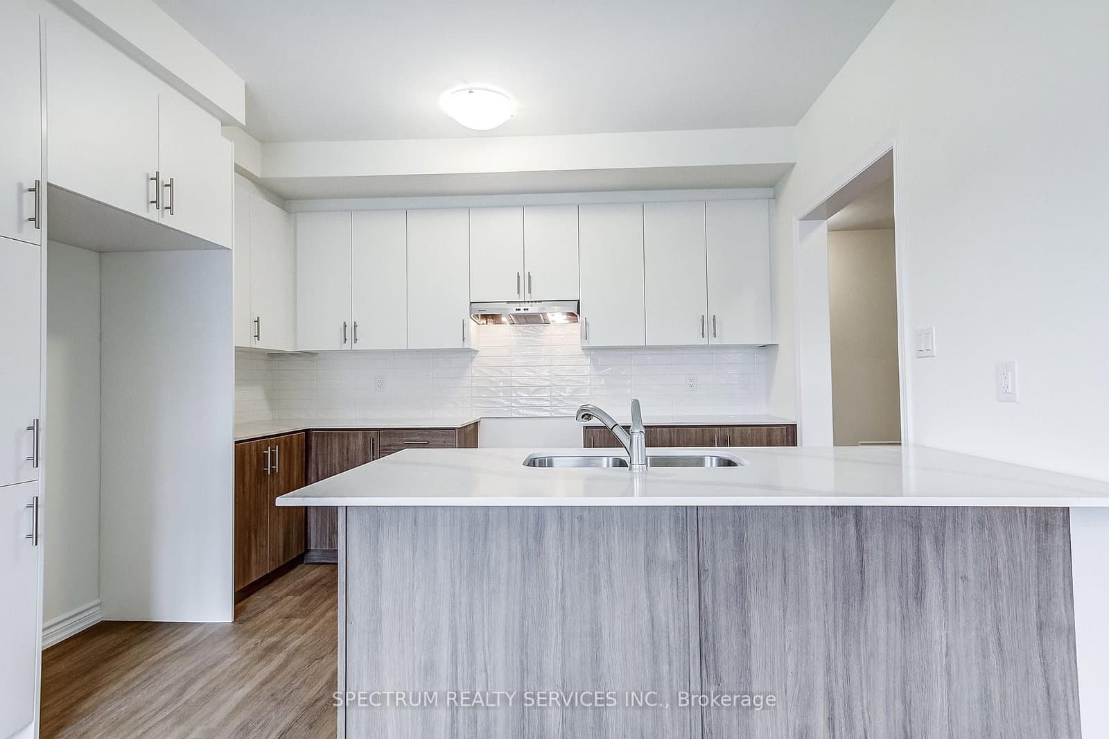31 Strickland Avenue thumbnail 24