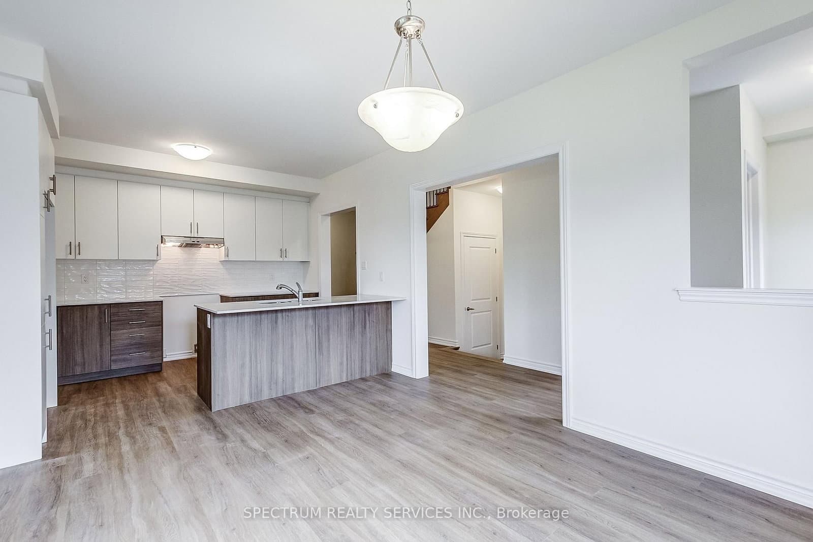 31 Strickland Avenue thumbnail 27