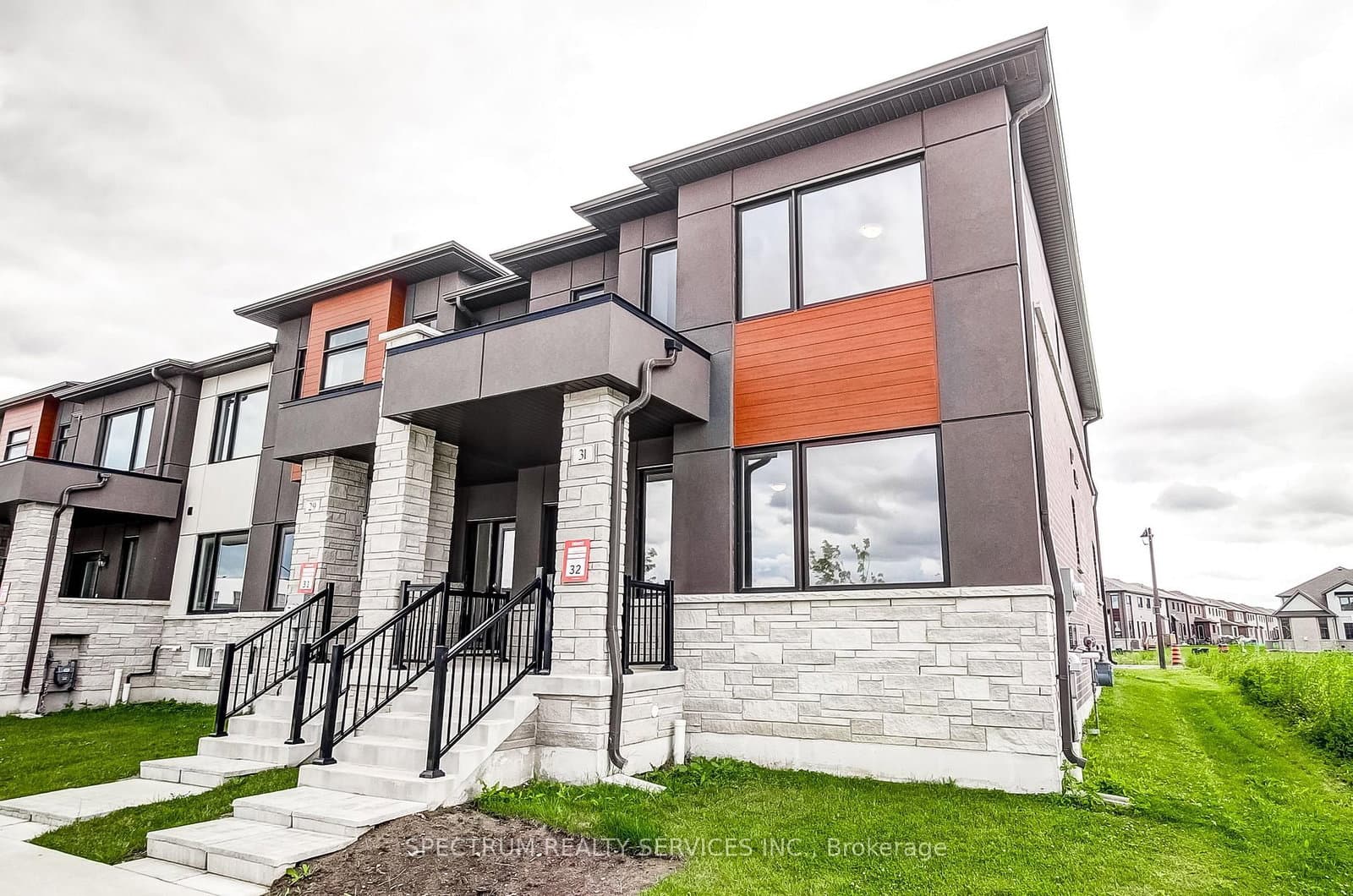 31 Strickland Avenue thumbnail 3