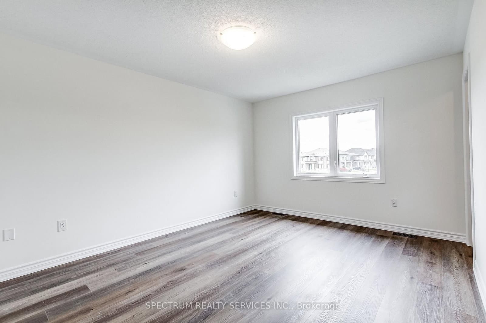 29 Strickland Avenue thumbnail 35
