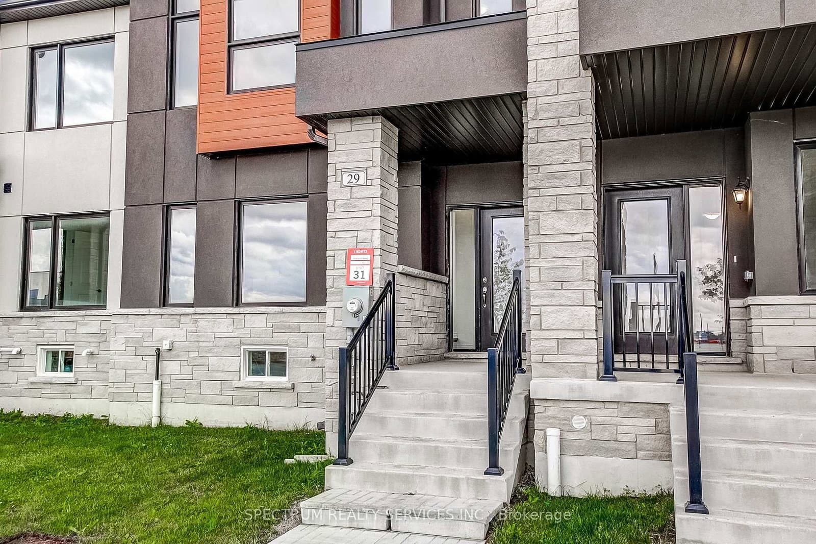 29 Strickland Avenue thumbnail 4