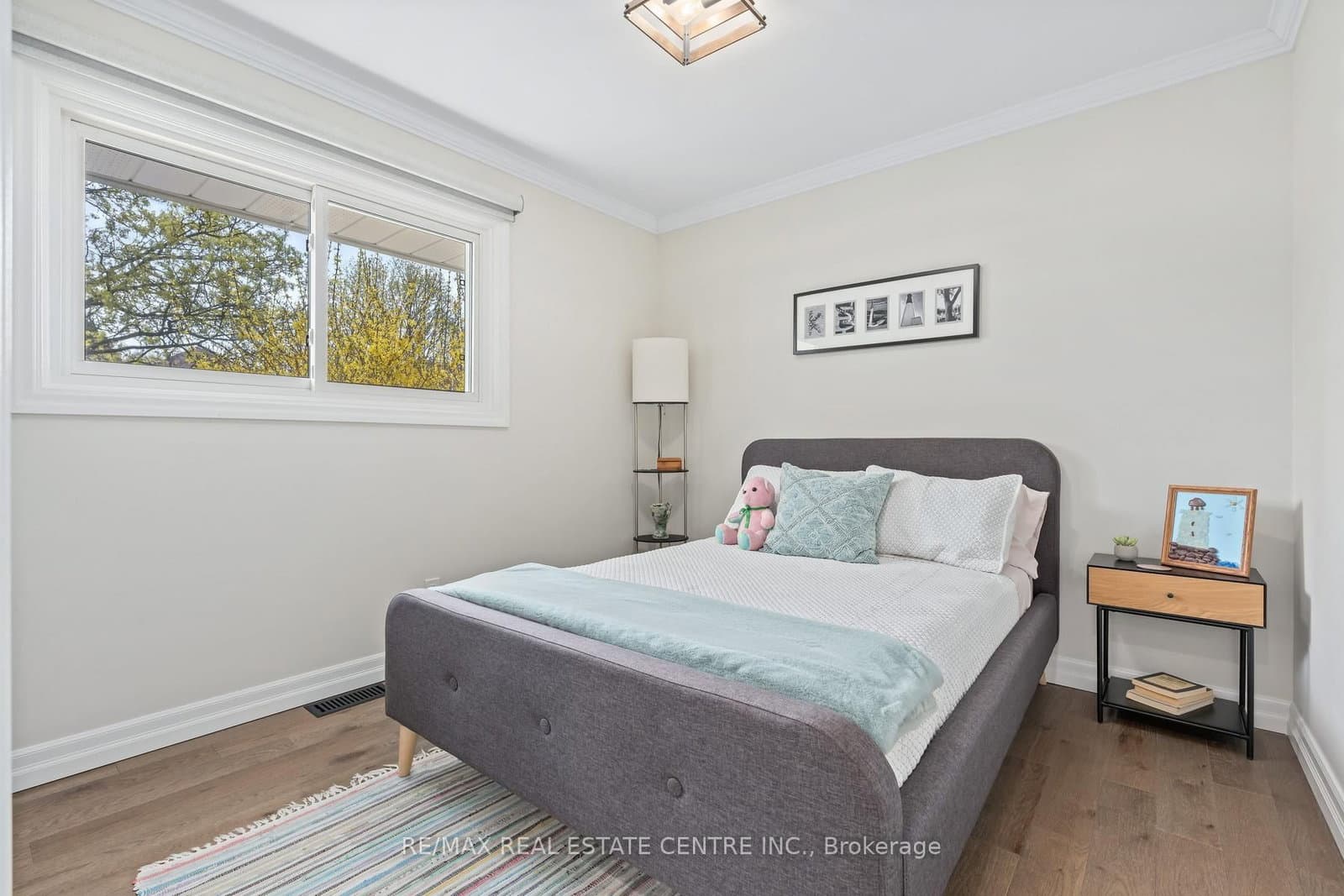 42 Ridgeway Avenue thumbnail 21