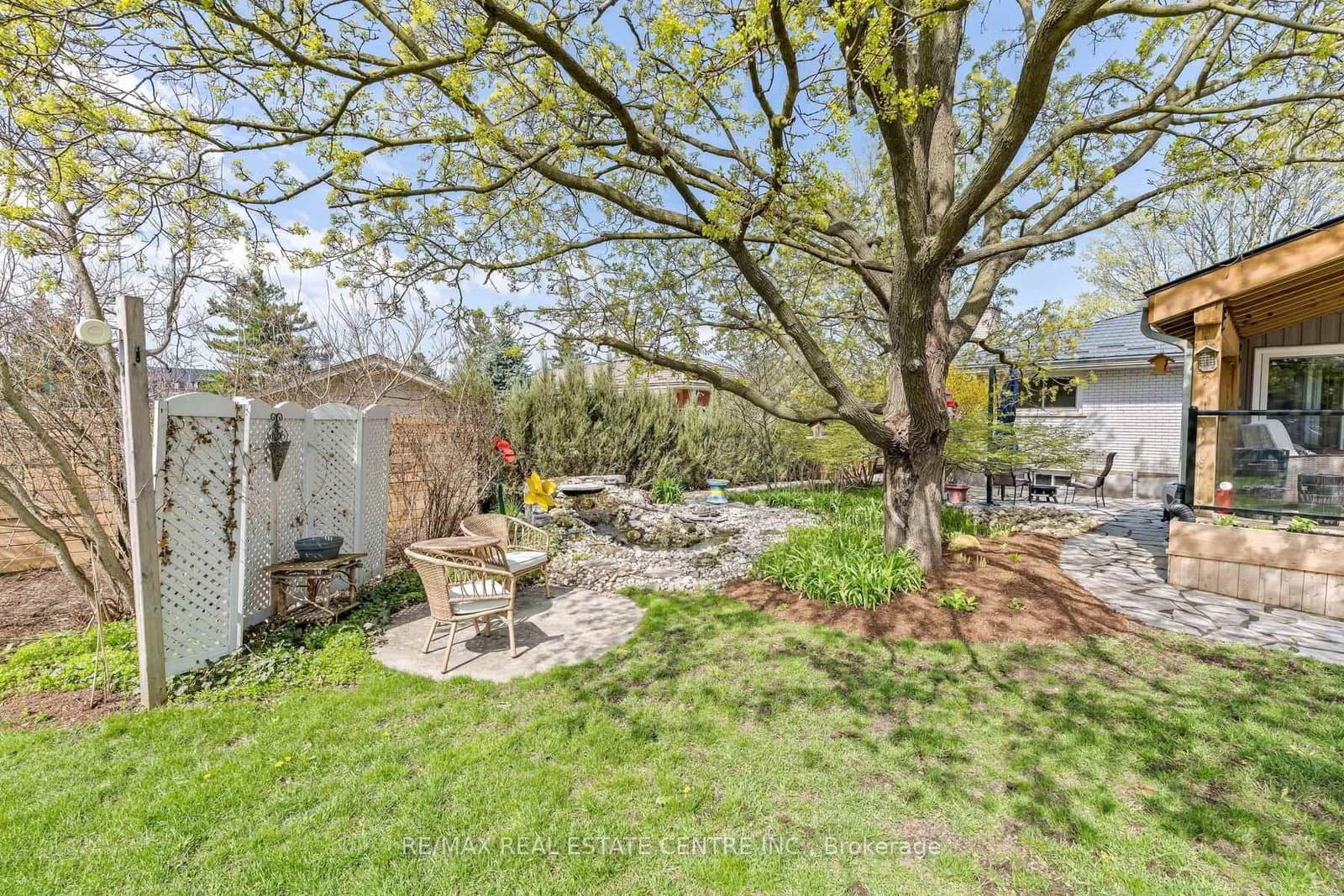 42 Ridgeway Avenue thumbnail 33