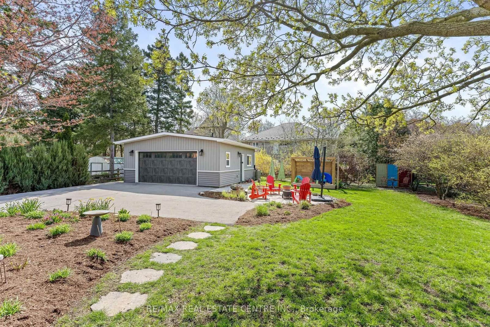 42 Ridgeway Avenue thumbnail 35