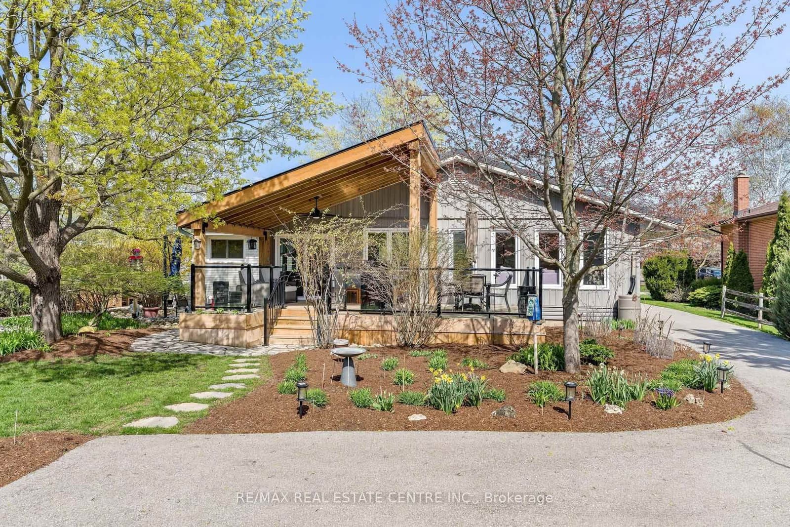 42 Ridgeway Avenue thumbnail 37
