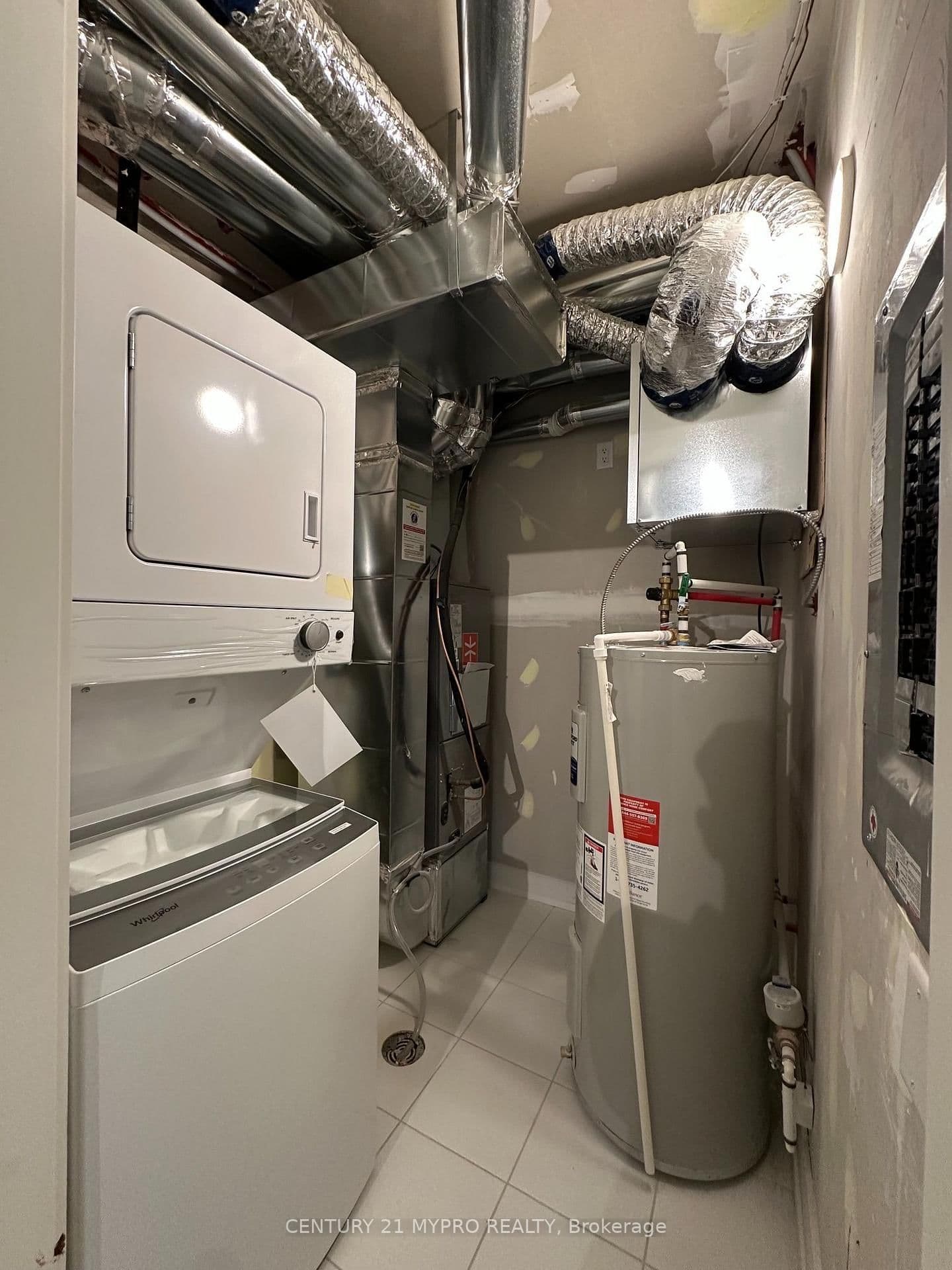 16 Melbourne Avenue, Unit 109B thumbnail 15