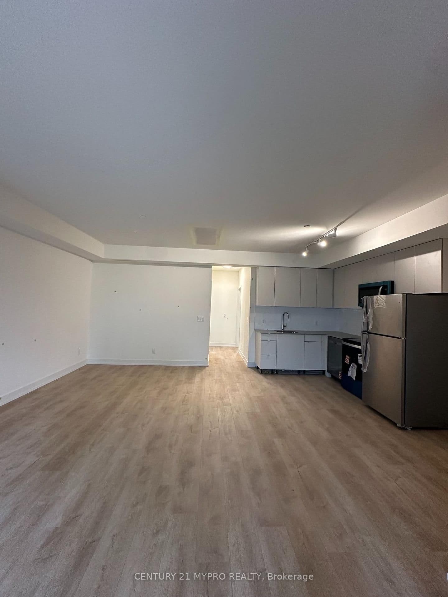 16 Melbourne Avenue, Unit 109B thumbnail 3