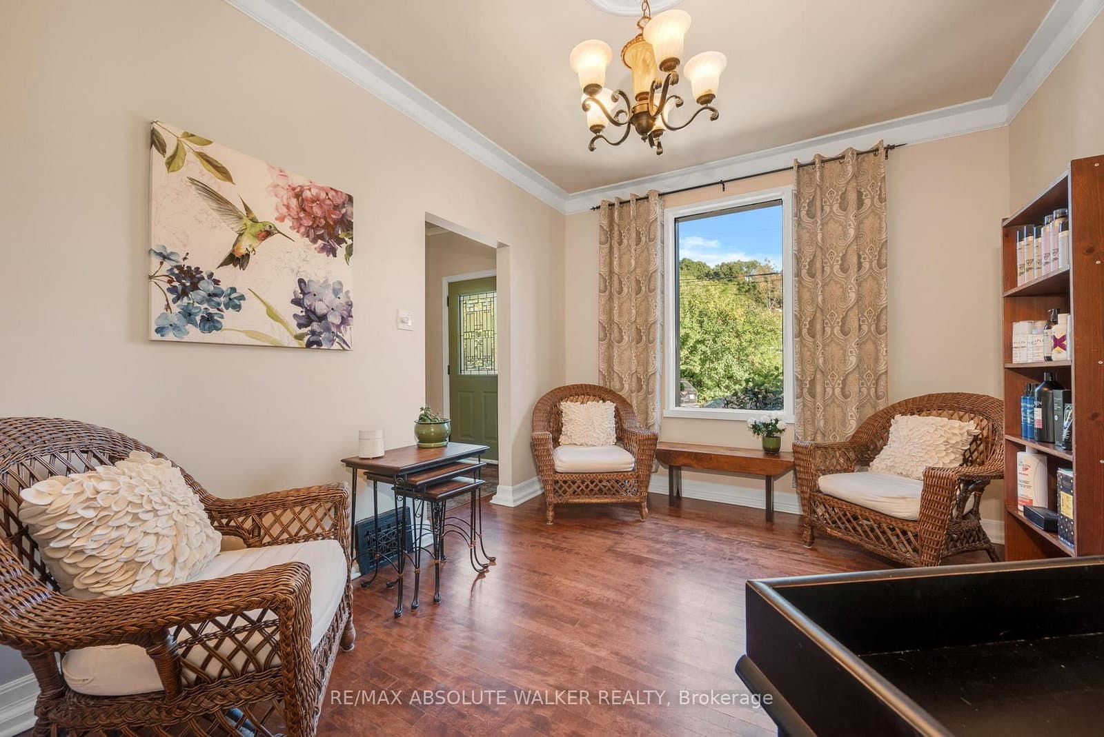383 Danforth Avenue thumbnail 9