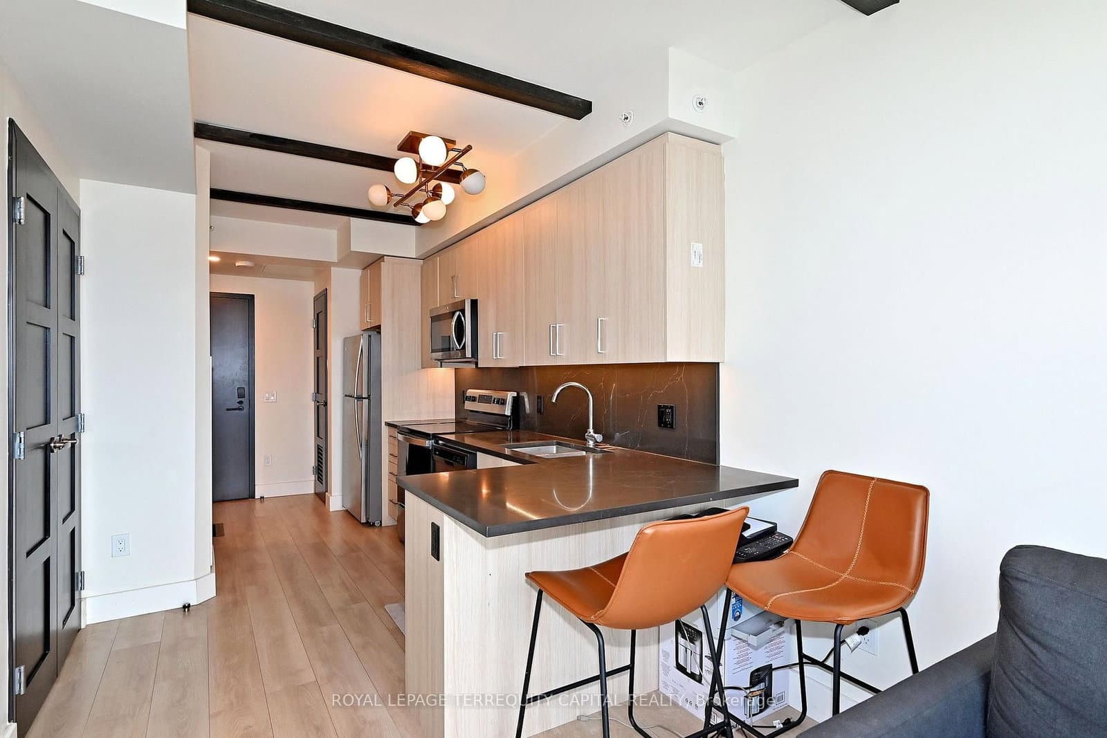 145 Columbia Street W, Unit 2001 thumbnail 16