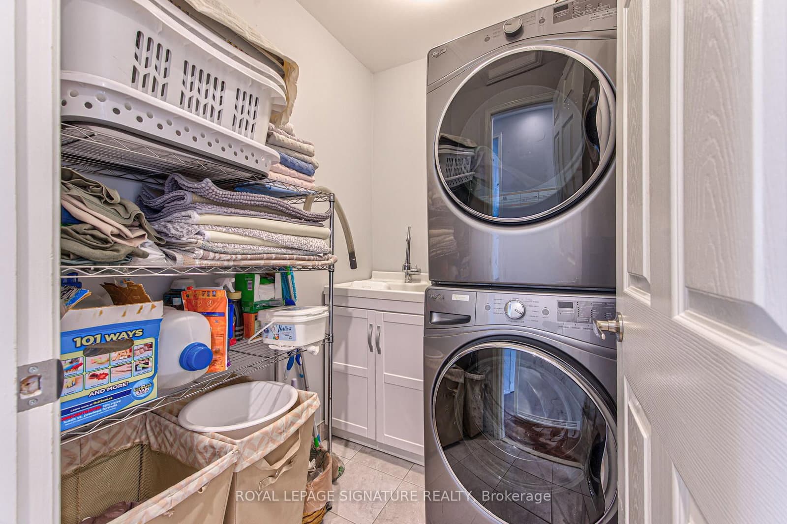 270 Springvalley Crescent thumbnail 28