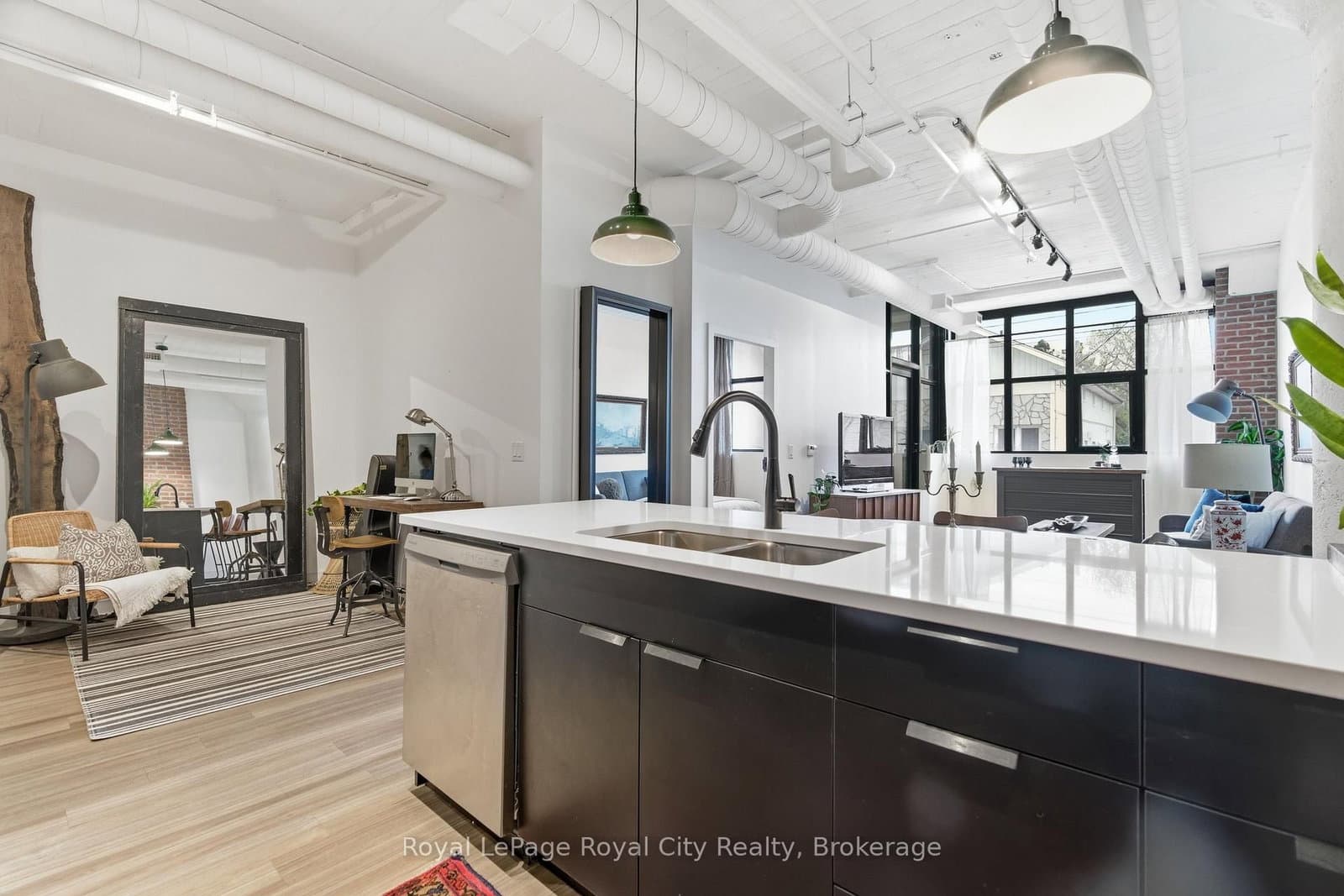 120 Huron Street, Unit 112 thumbnail 11