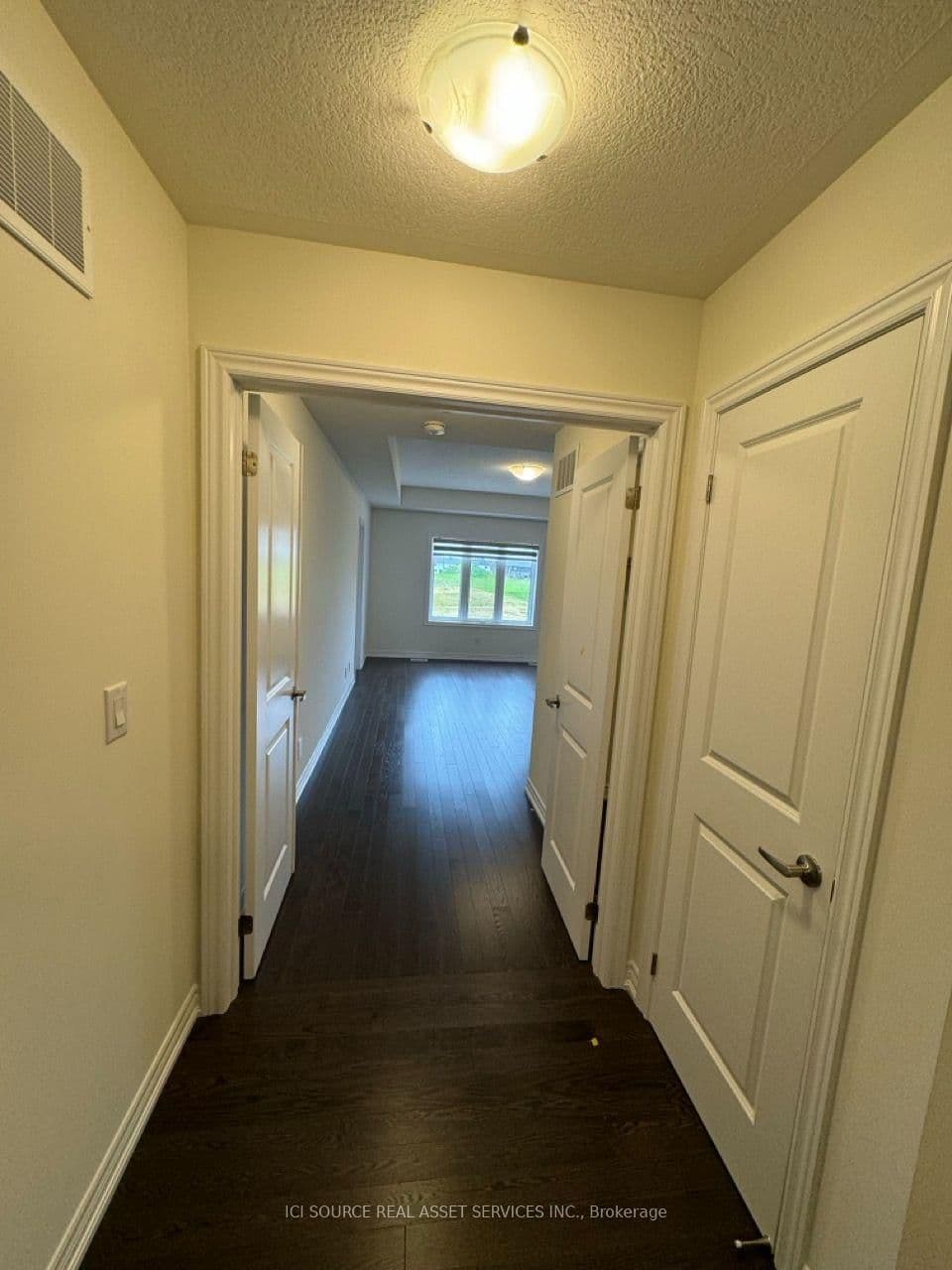 10 Guernsey Drive thumbnail 46