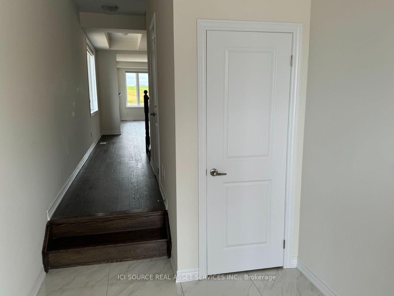 10 Guernsey Drive thumbnail 5