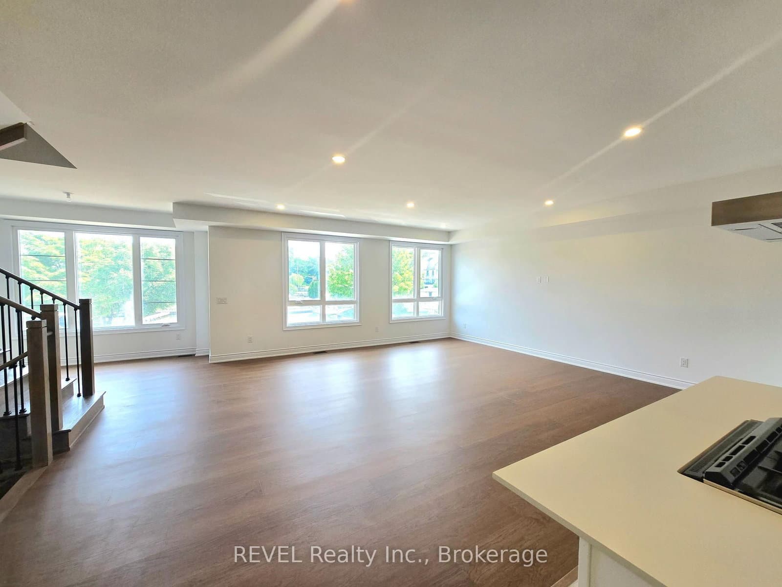 15 Lake Street, Unit 2 thumbnail 30