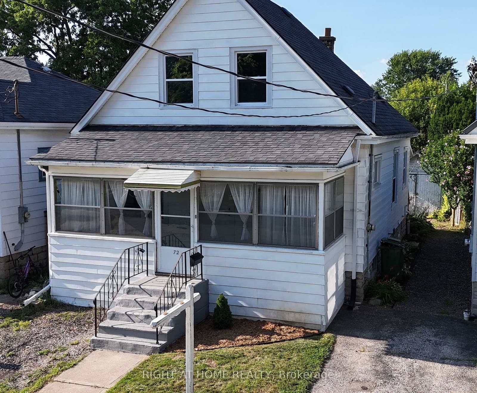 72 Maple Street thumbnail 43