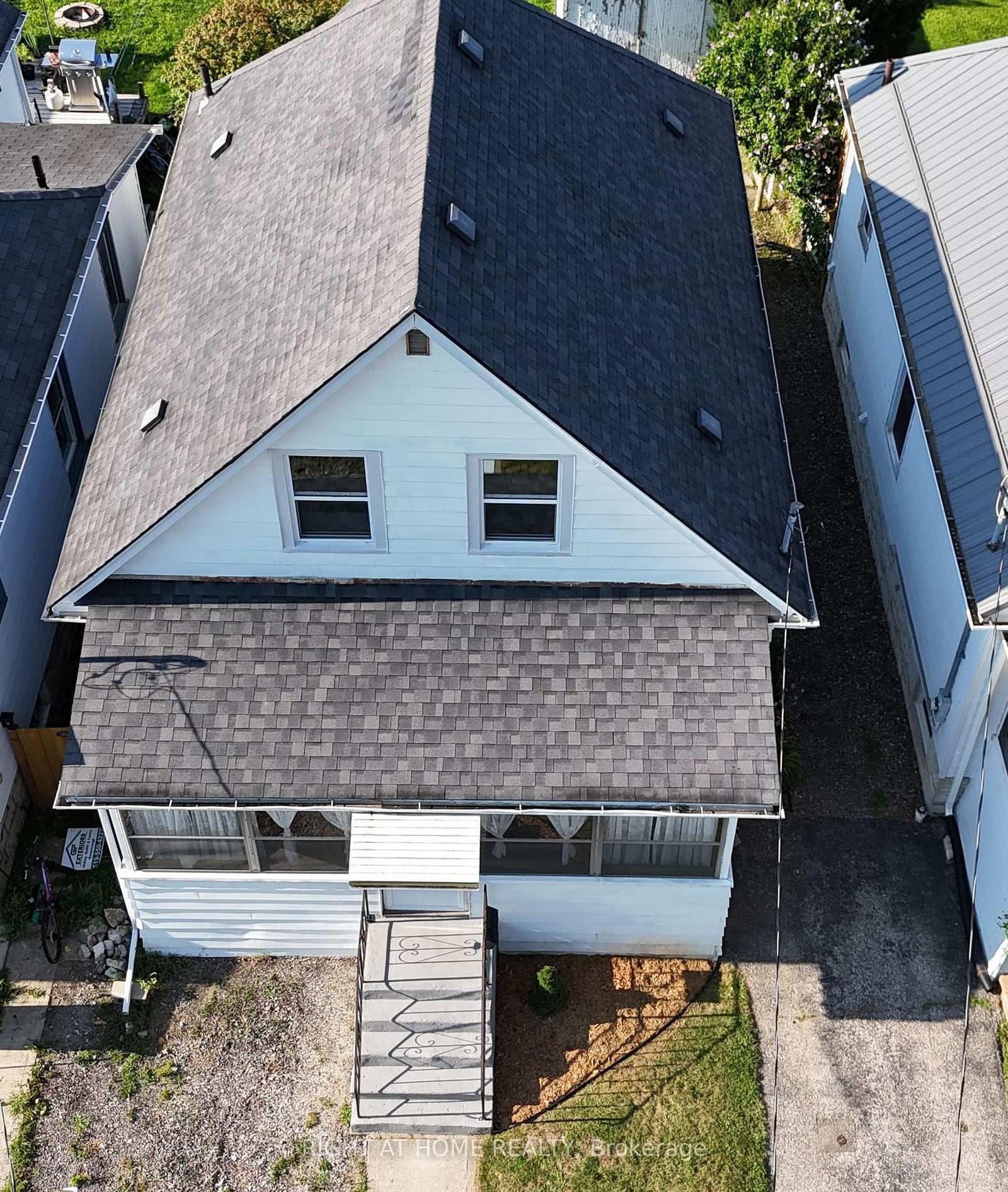 72 Maple Street thumbnail 48