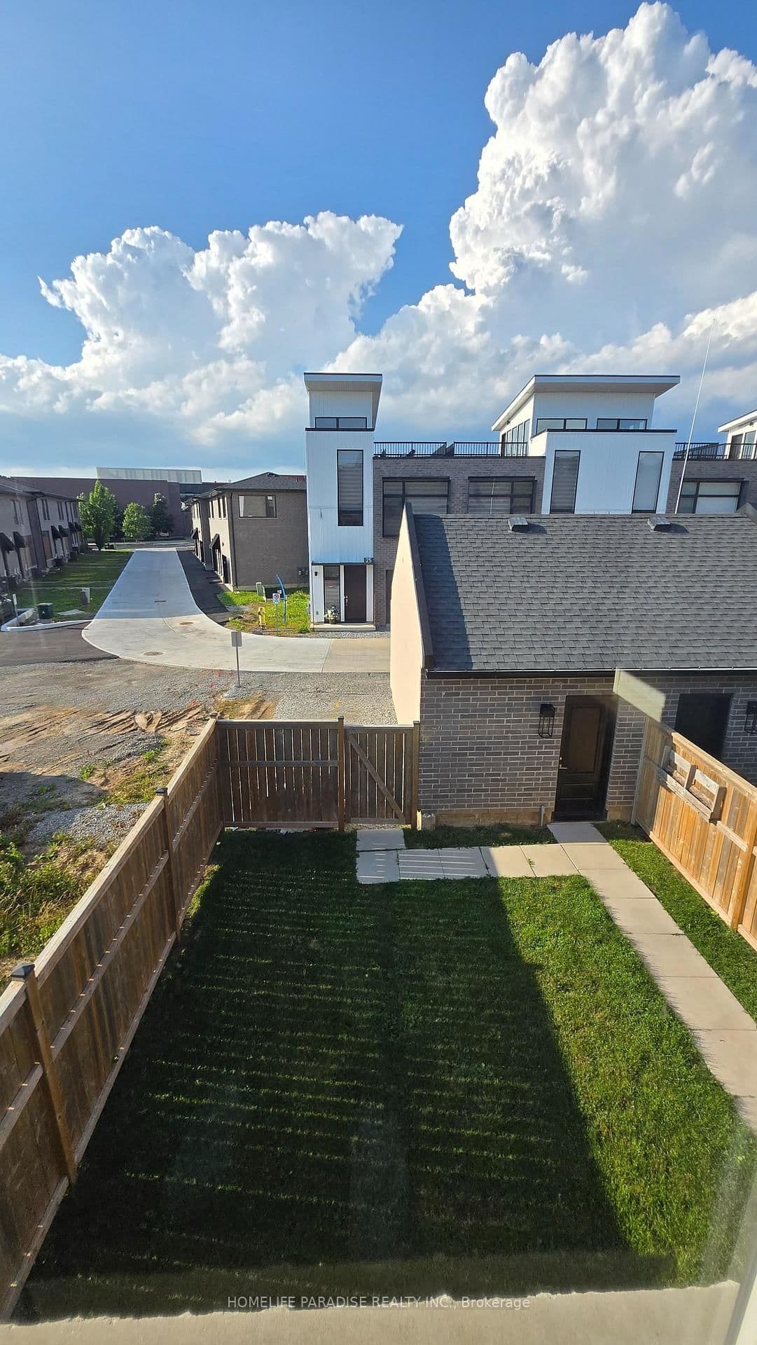 125 Summerside Mews, Unit 12 thumbnail 23