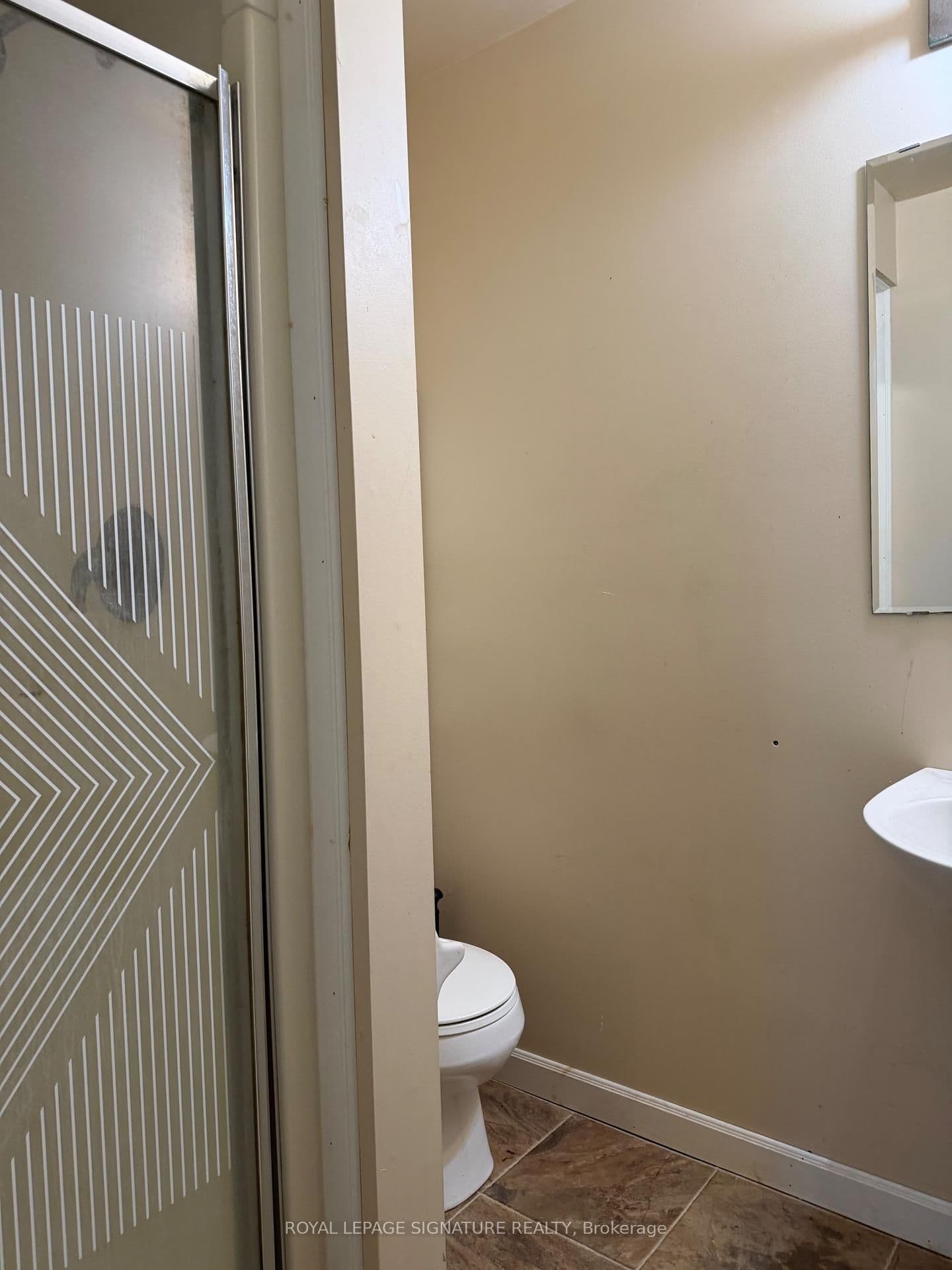 920 Edinburgh Road S, Unit 7 thumbnail 17