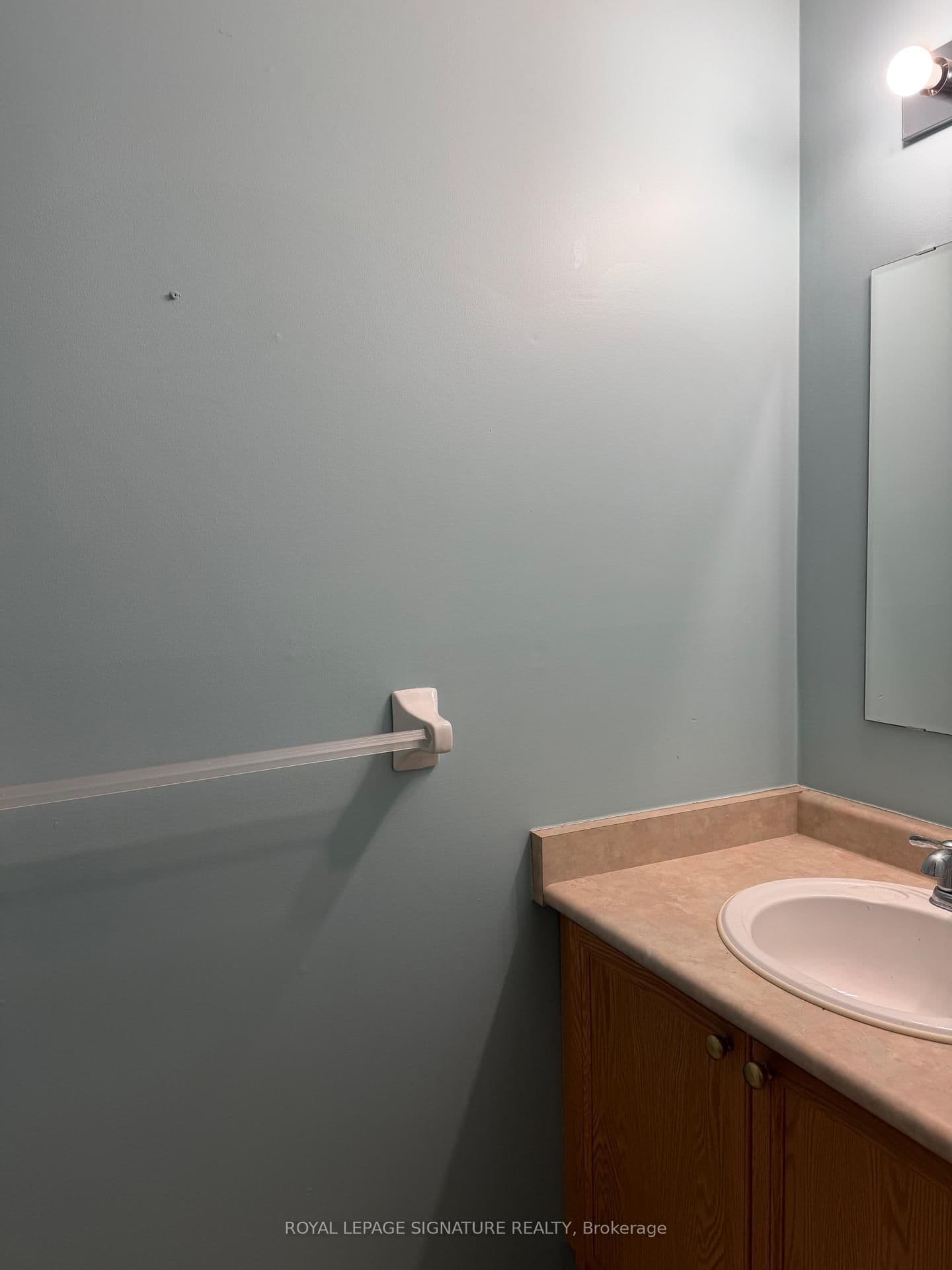 920 Edinburgh Road S, Unit 7 thumbnail 6