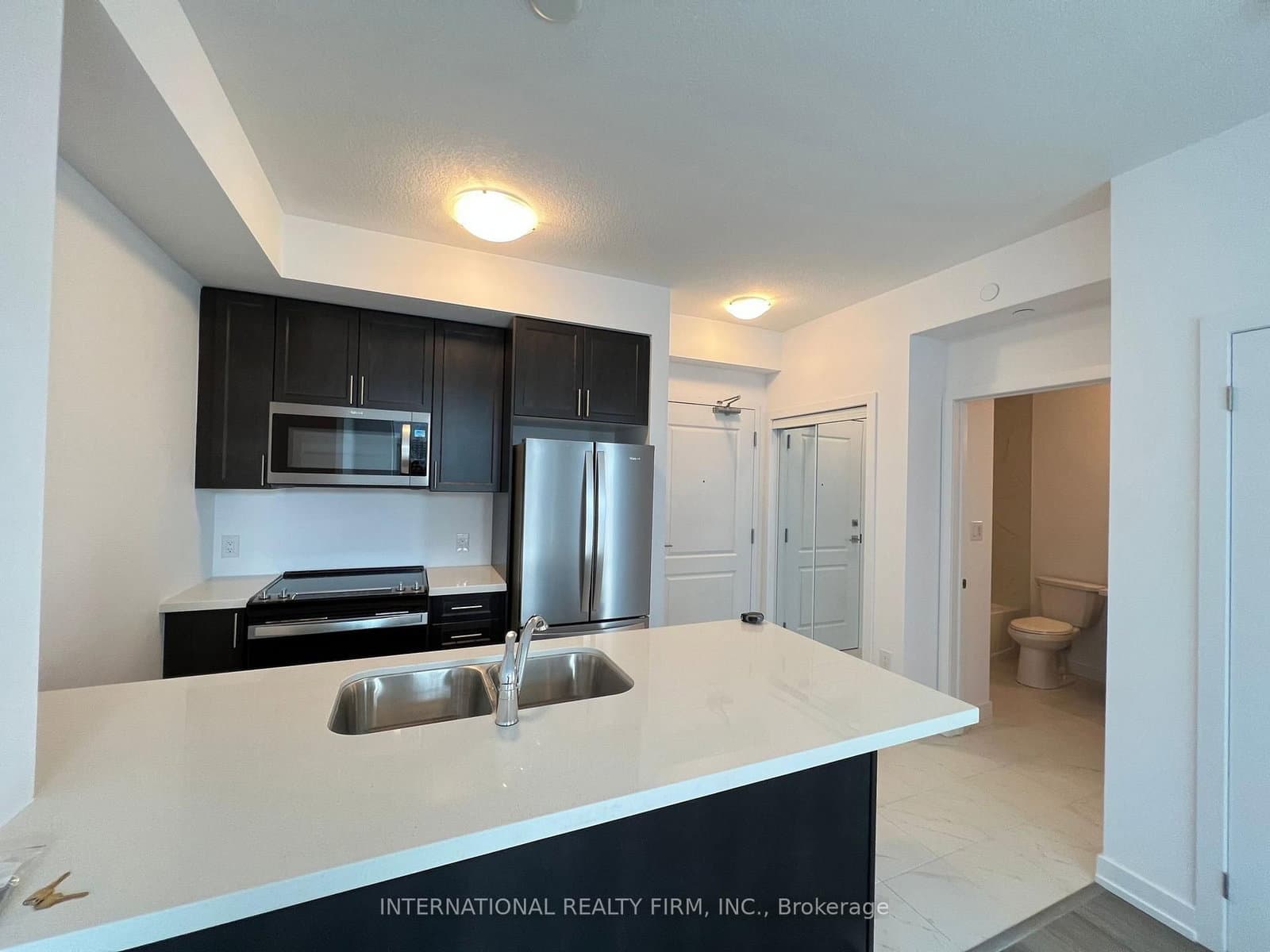 460 Dundas Street E, Unit 332 thumbnail 3
