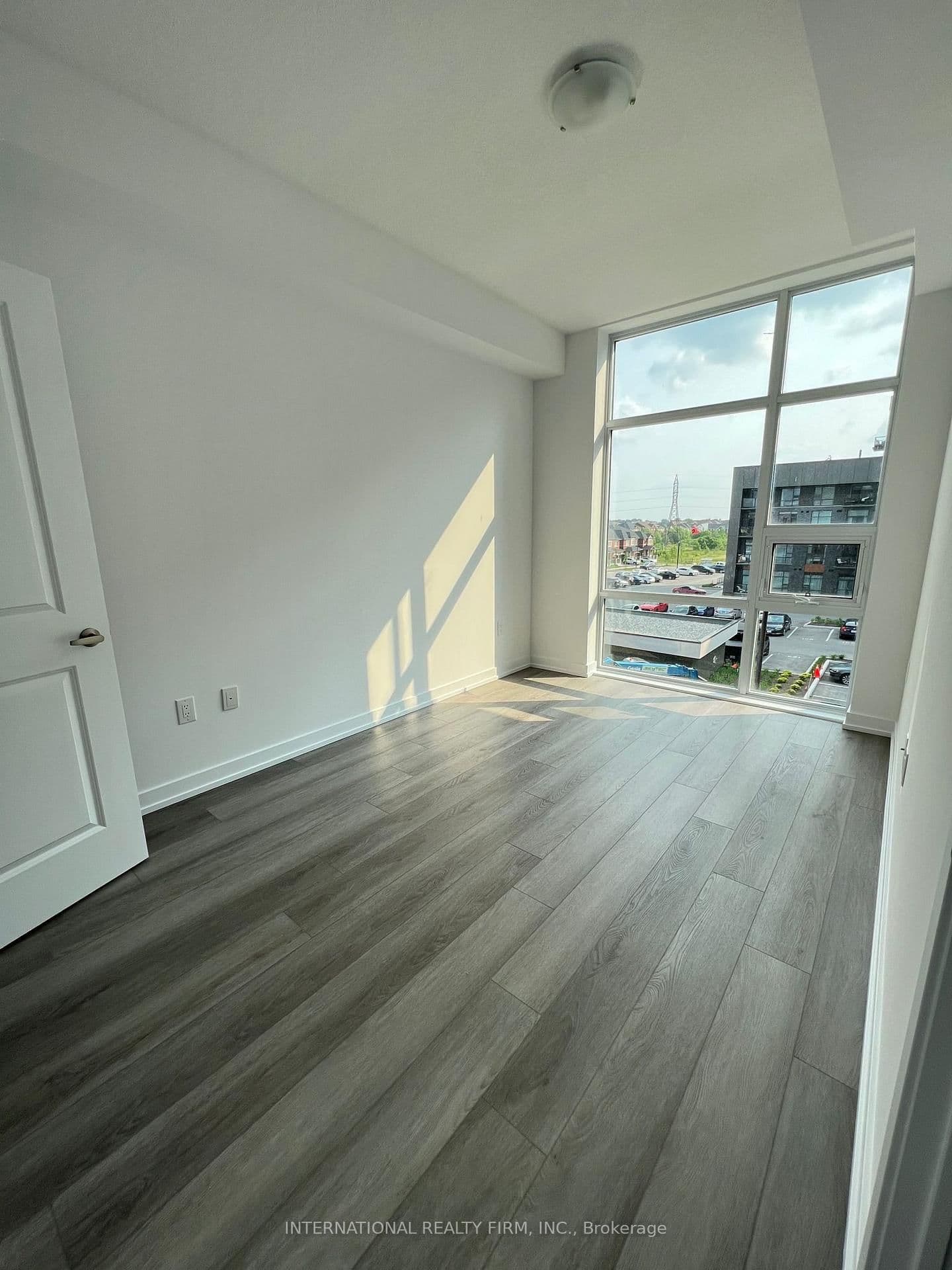 460 Dundas Street E, Unit 332 thumbnail 6