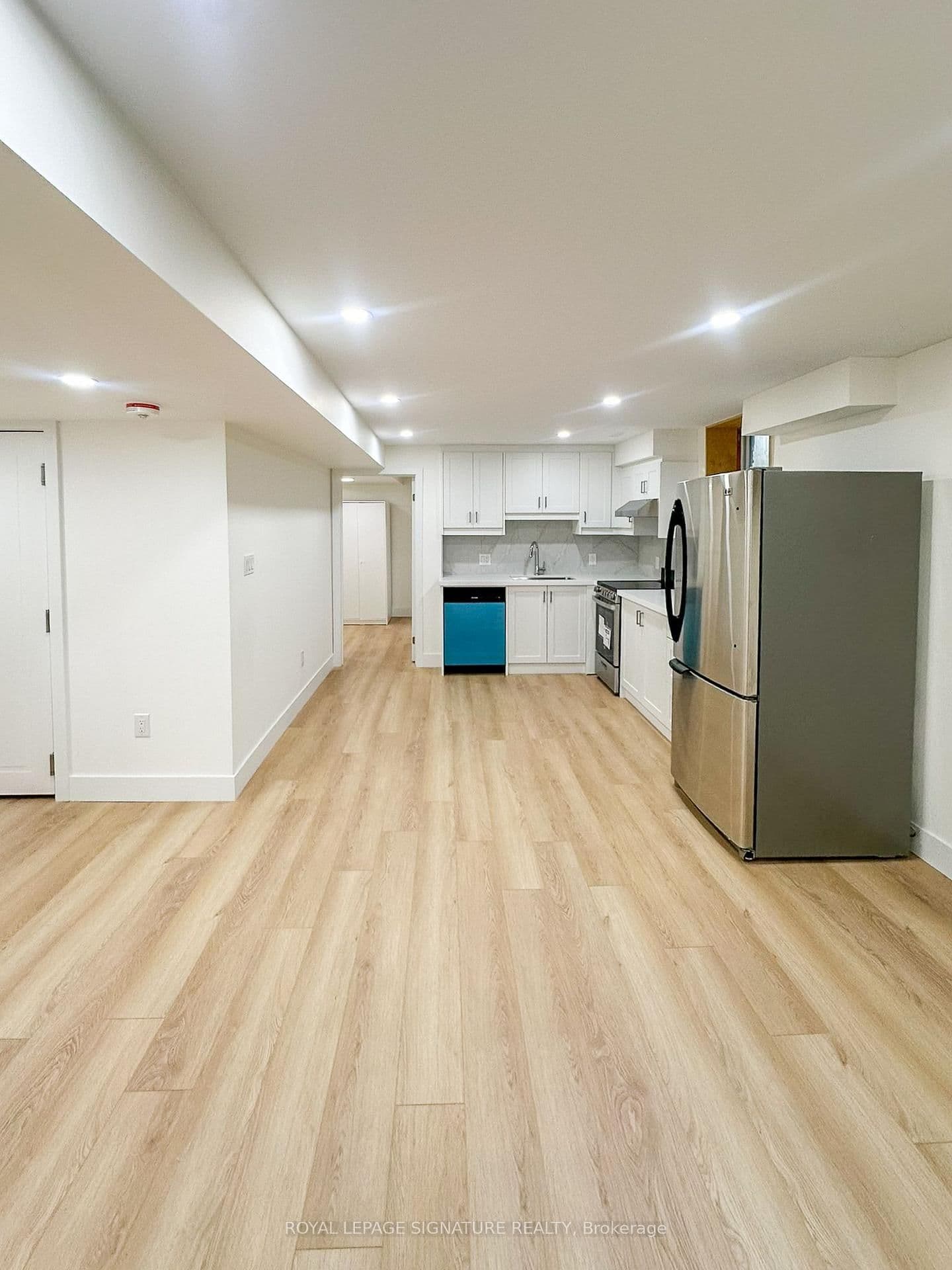 27 Millen Avenue, Unit A102 thumbnail 4