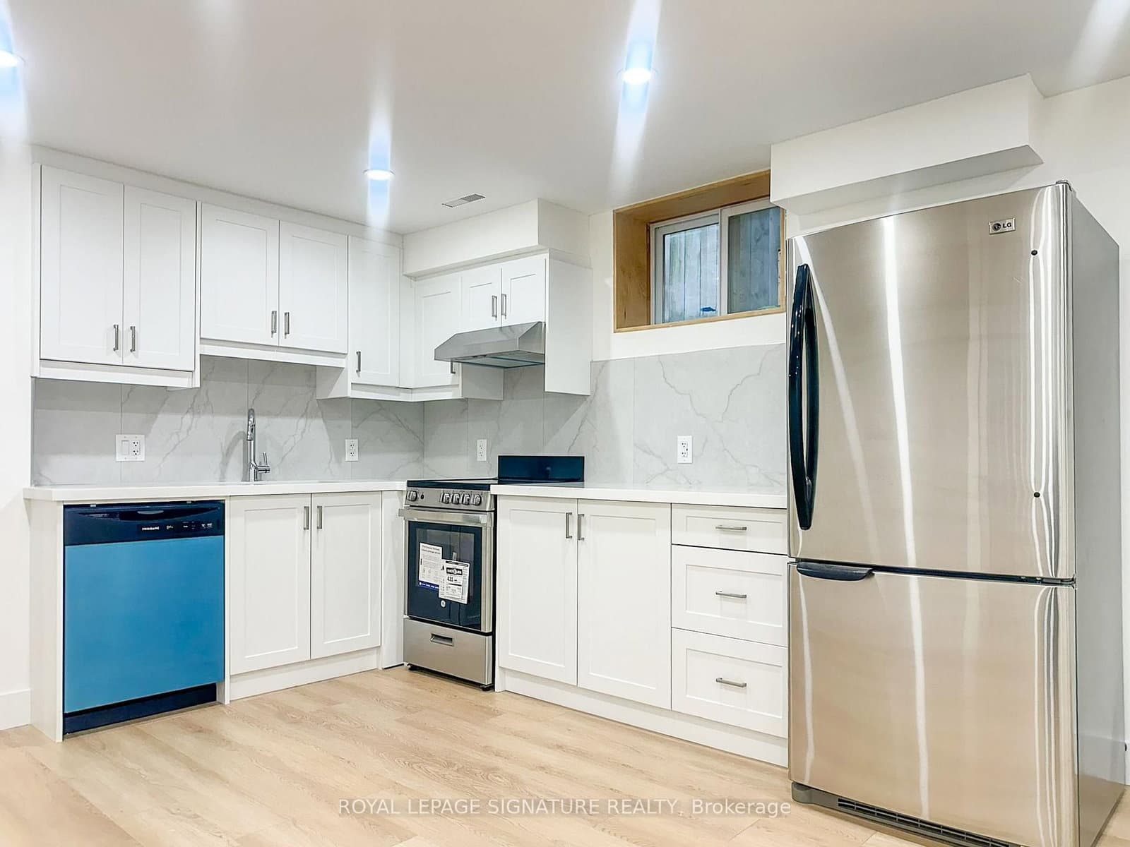 27 Millen Avenue, Unit A102 thumbnail 9
