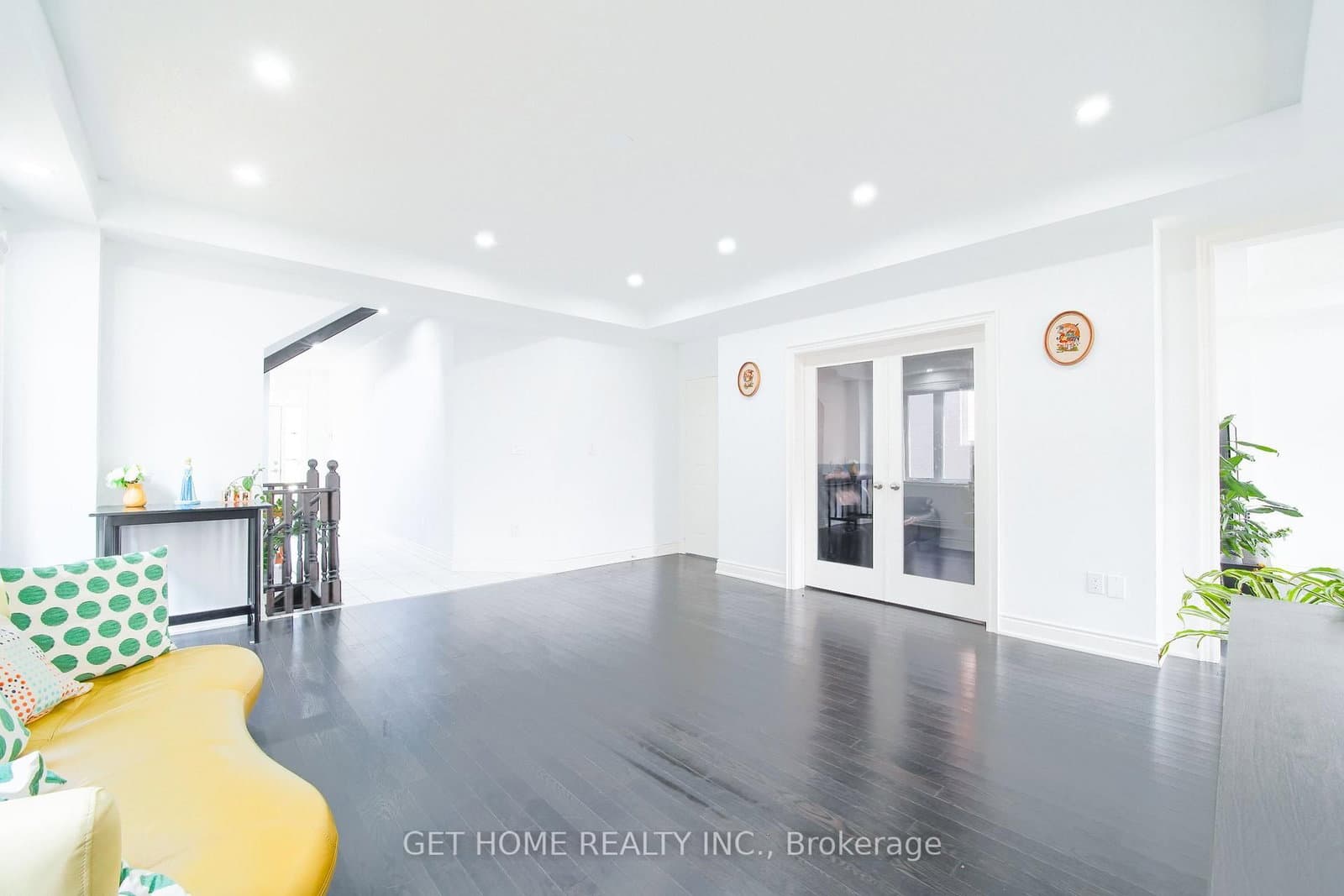 114 Attwater Drive thumbnail 10
