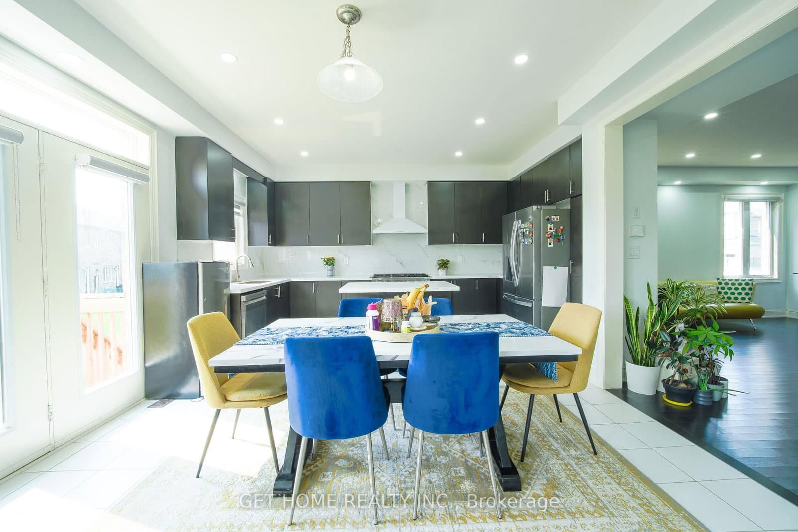 114 Attwater Drive thumbnail 15