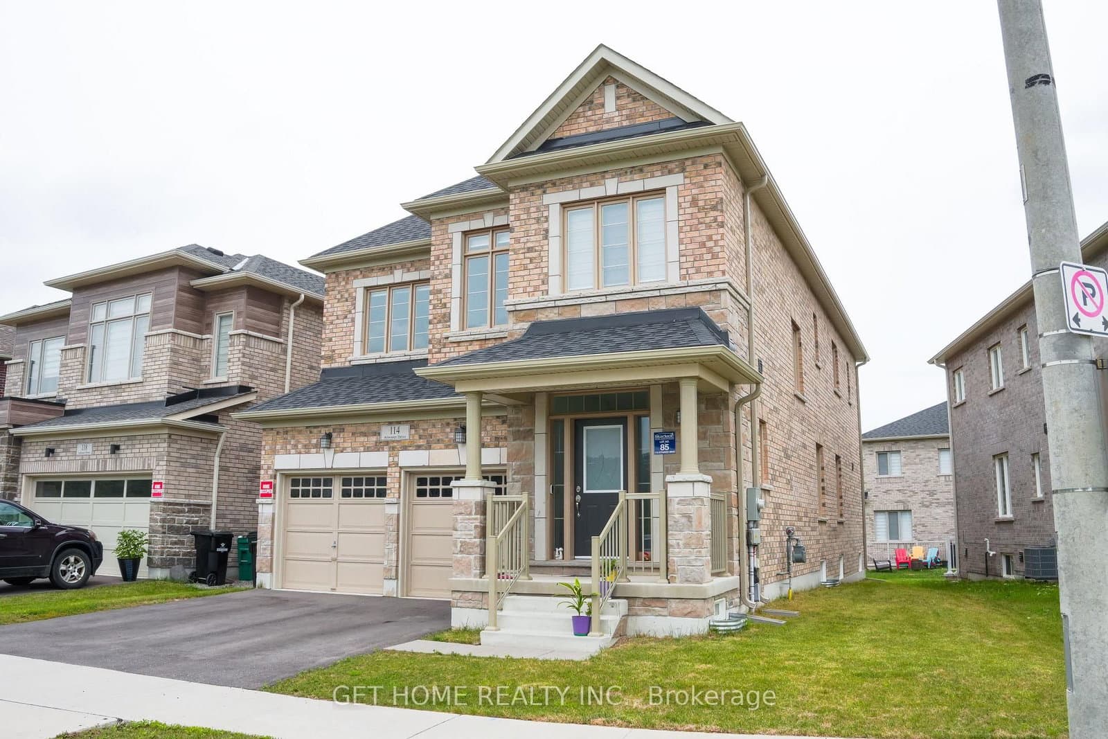 114 Attwater Drive thumbnail 2