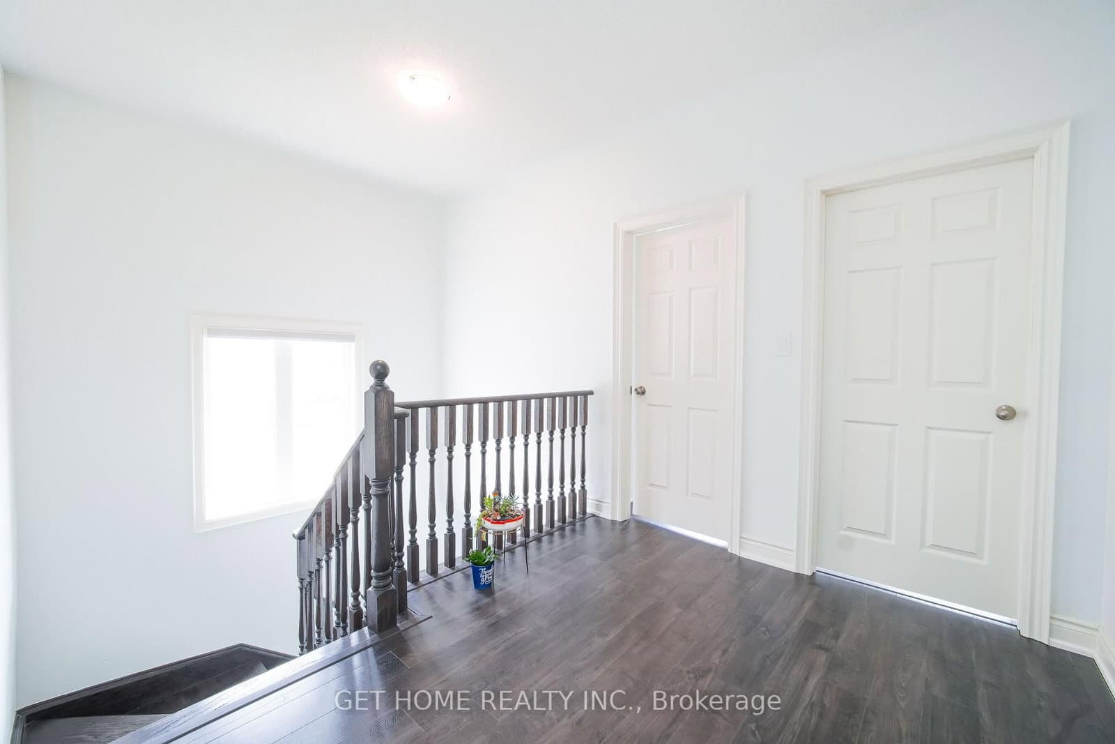 114 Attwater Drive thumbnail 29