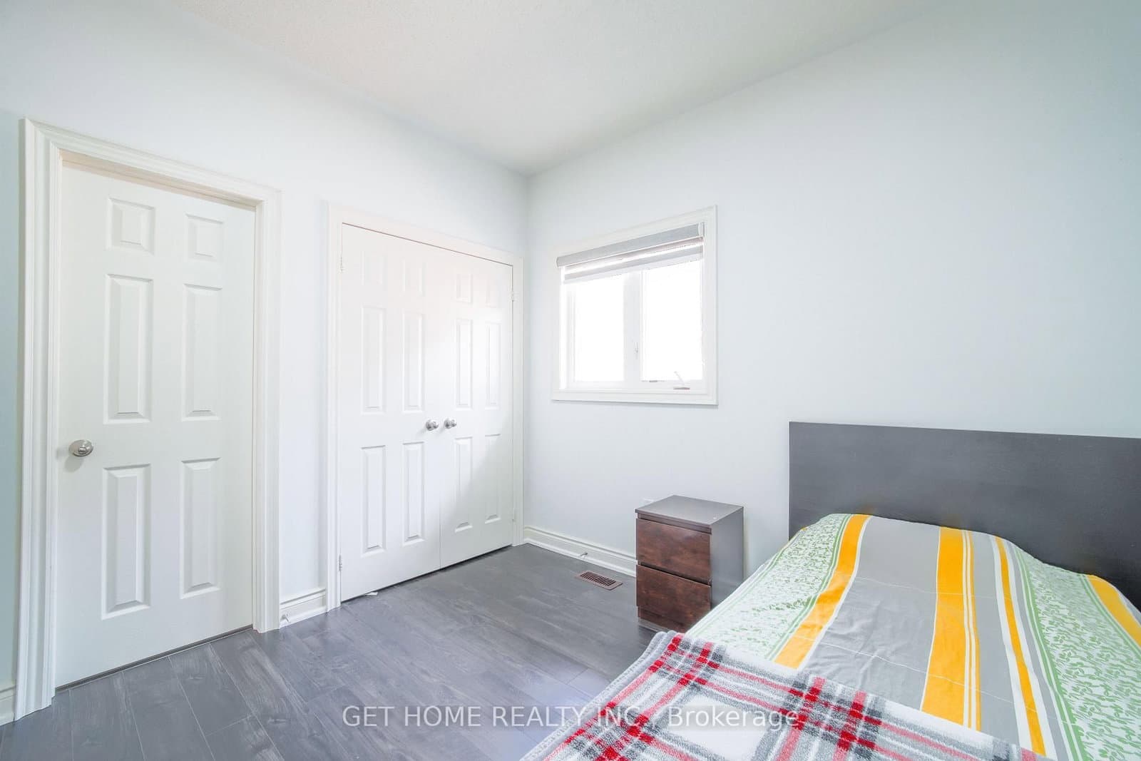 114 Attwater Drive thumbnail 39