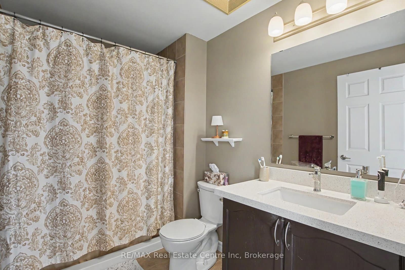 2 Colonial Drive, Unit 410 thumbnail 18