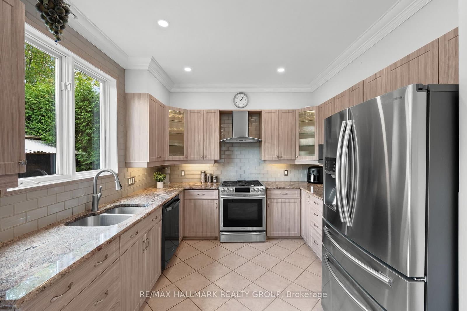 2104 Sandy Oaks Drive thumbnail 18