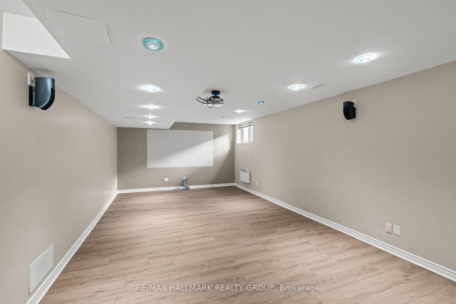 2104 Sandy Oaks Drive thumbnail 32